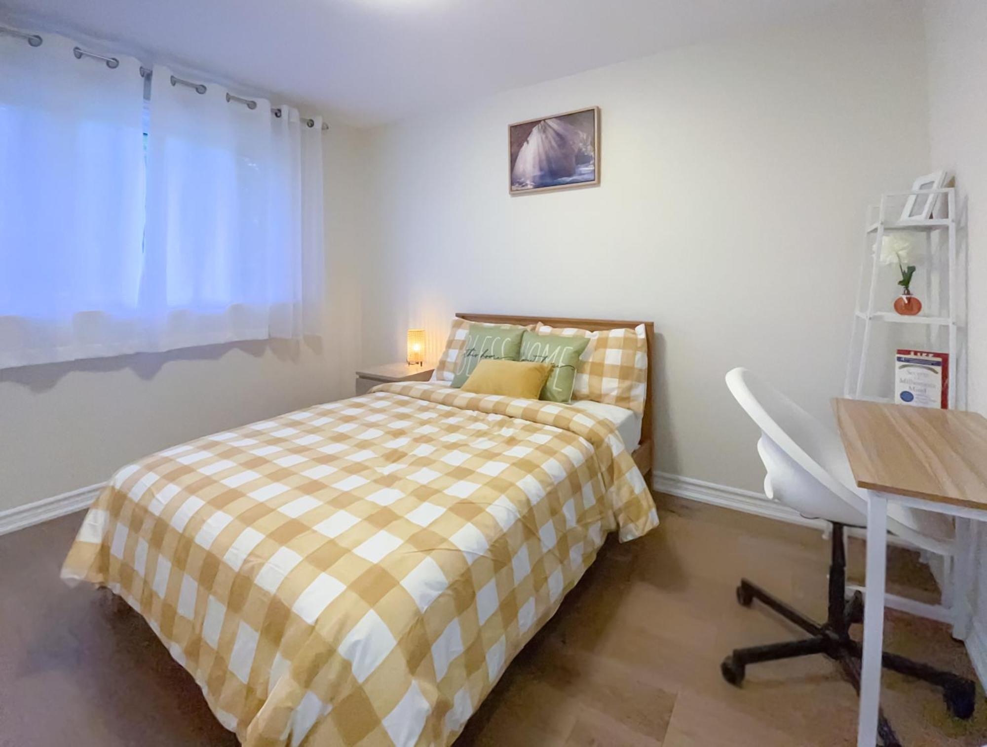 Newly-Renovated 3Br House, 12 Minutes To Airport Apartment Toronto Exterior foto