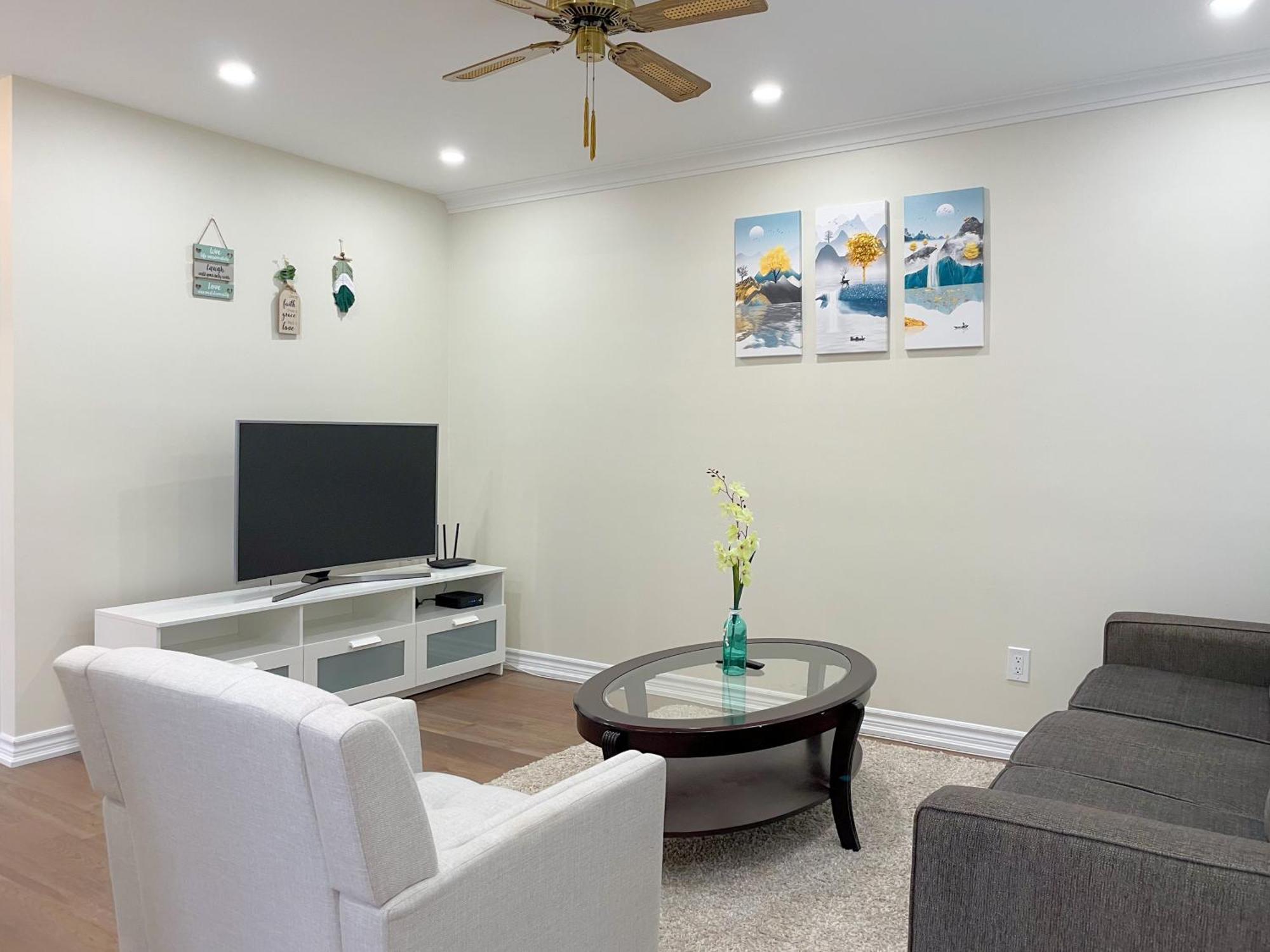 Newly-Renovated 3Br House, 12 Minutes To Airport Apartment Toronto Exterior foto